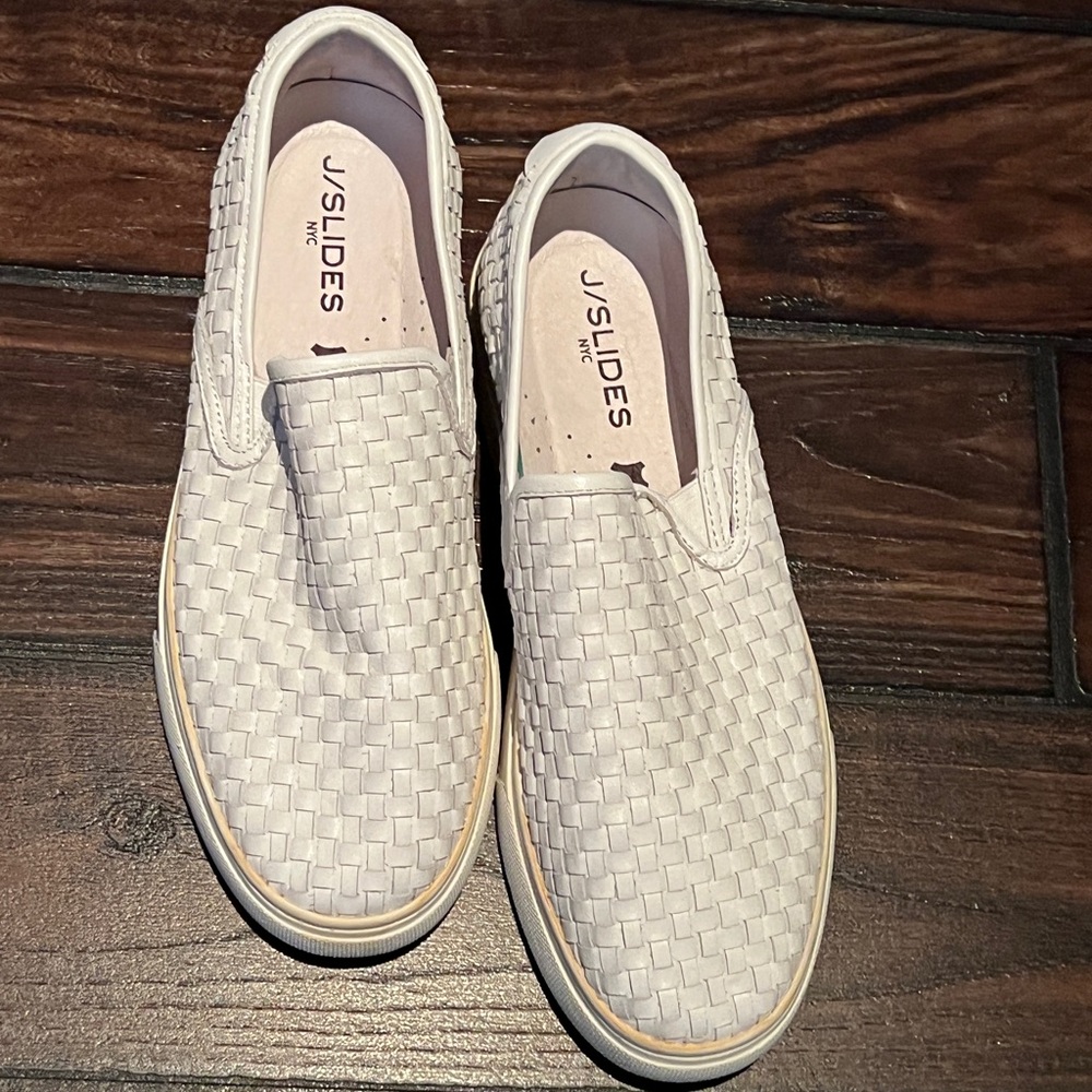 J slide Justine woven white slip ons